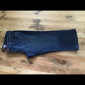 Denizen by Levi’s womans Capris